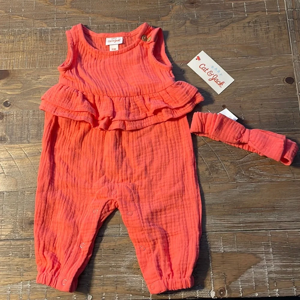 Girls Cat & Jack 2 piece outfit, brand new with tags